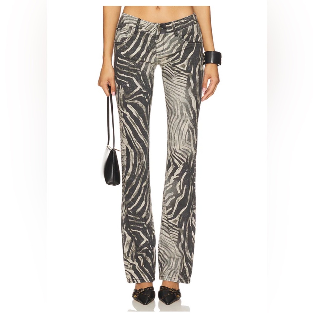 Cooper Bootcut Jeans in Zebra
Jaded London

Size 26